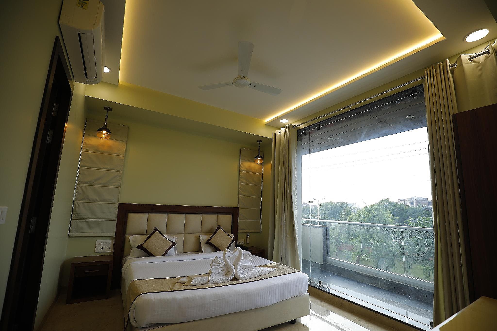 Superior Garden View