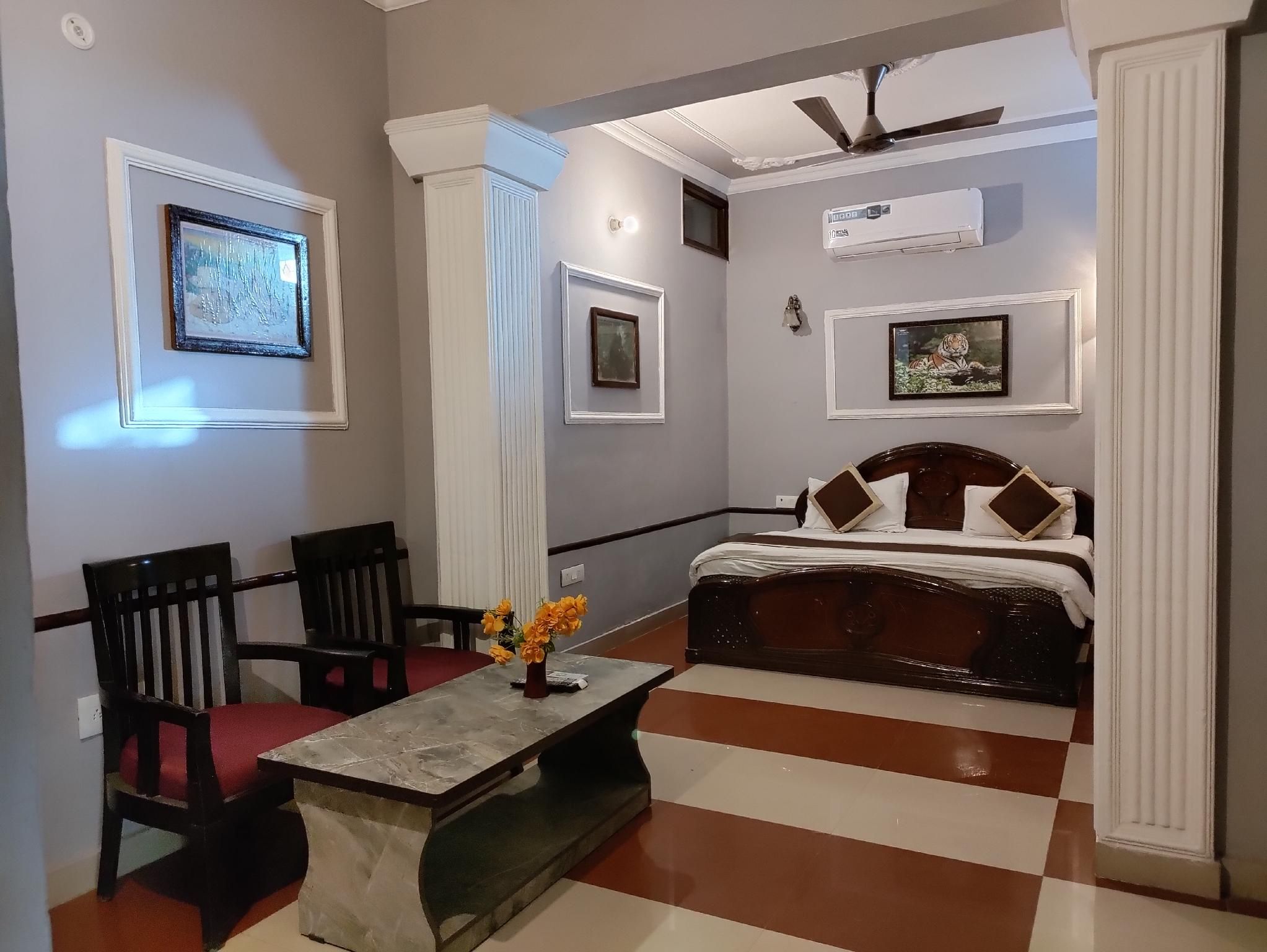 Super Deluxe Room