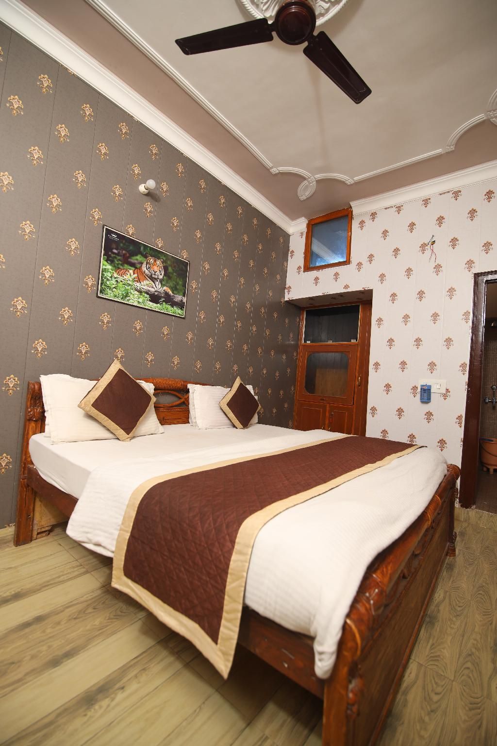 Madhu Vilas Palace Sariska Classic Room 2