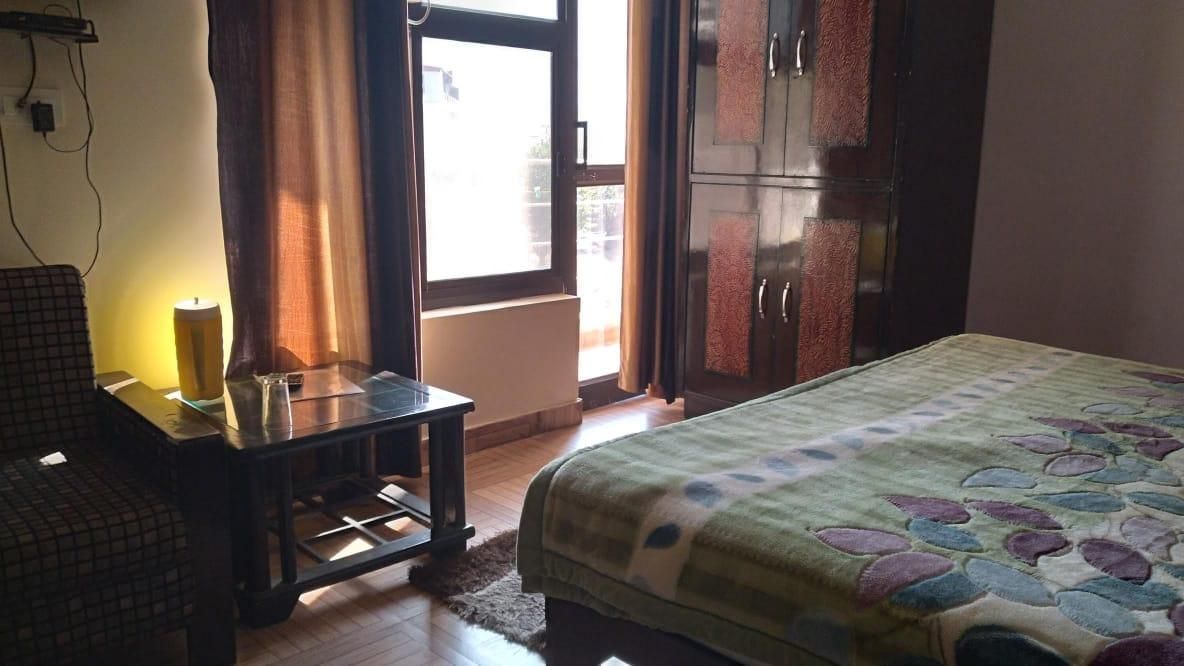 Deluxe Room with 1 King Bed