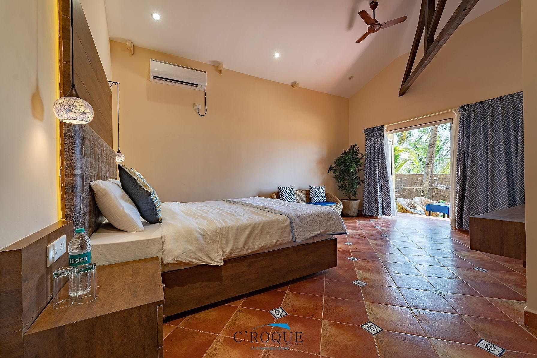 C Roque Resort Garden View Reef King Suite 2