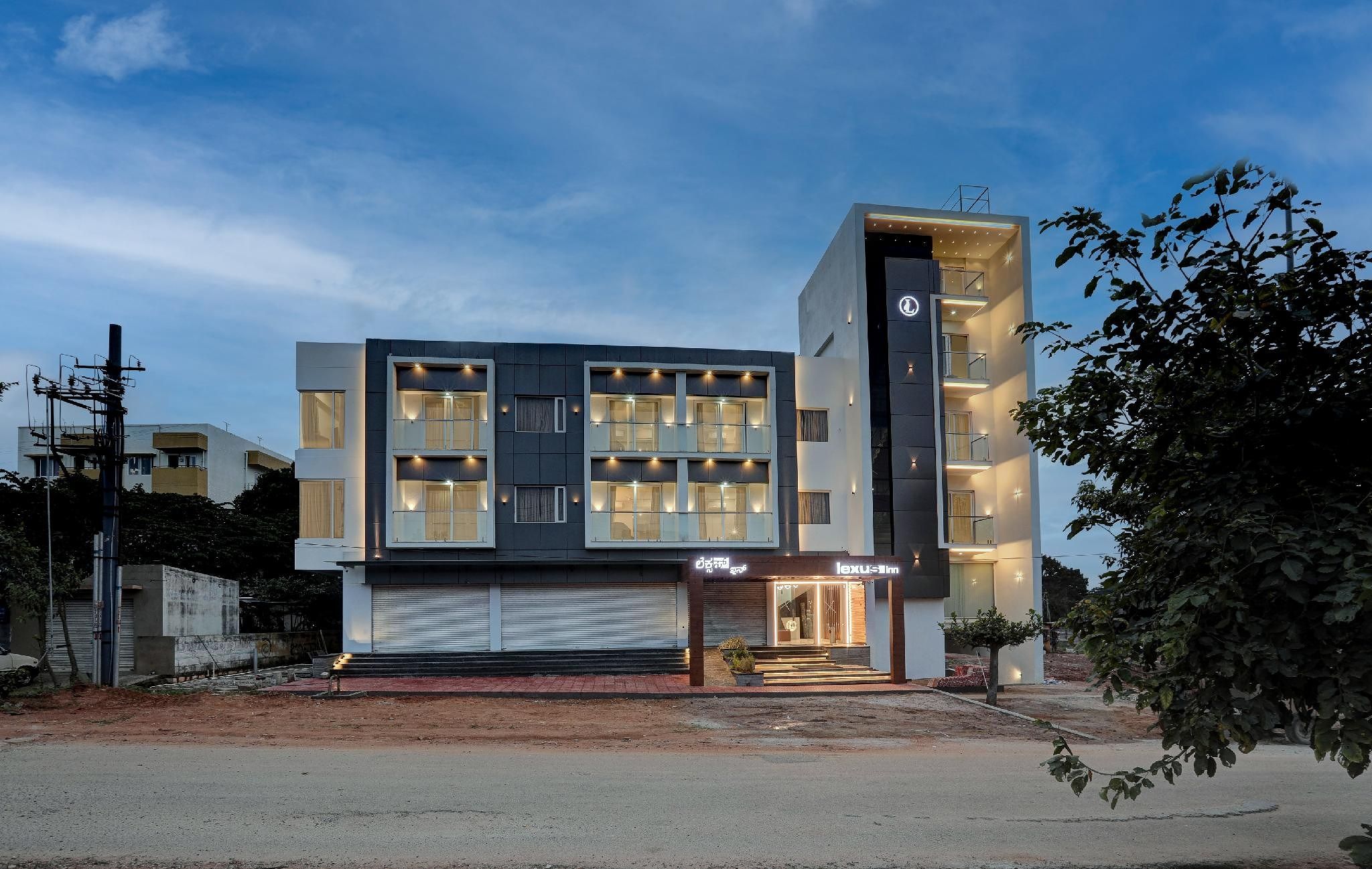 Lexus Inn
