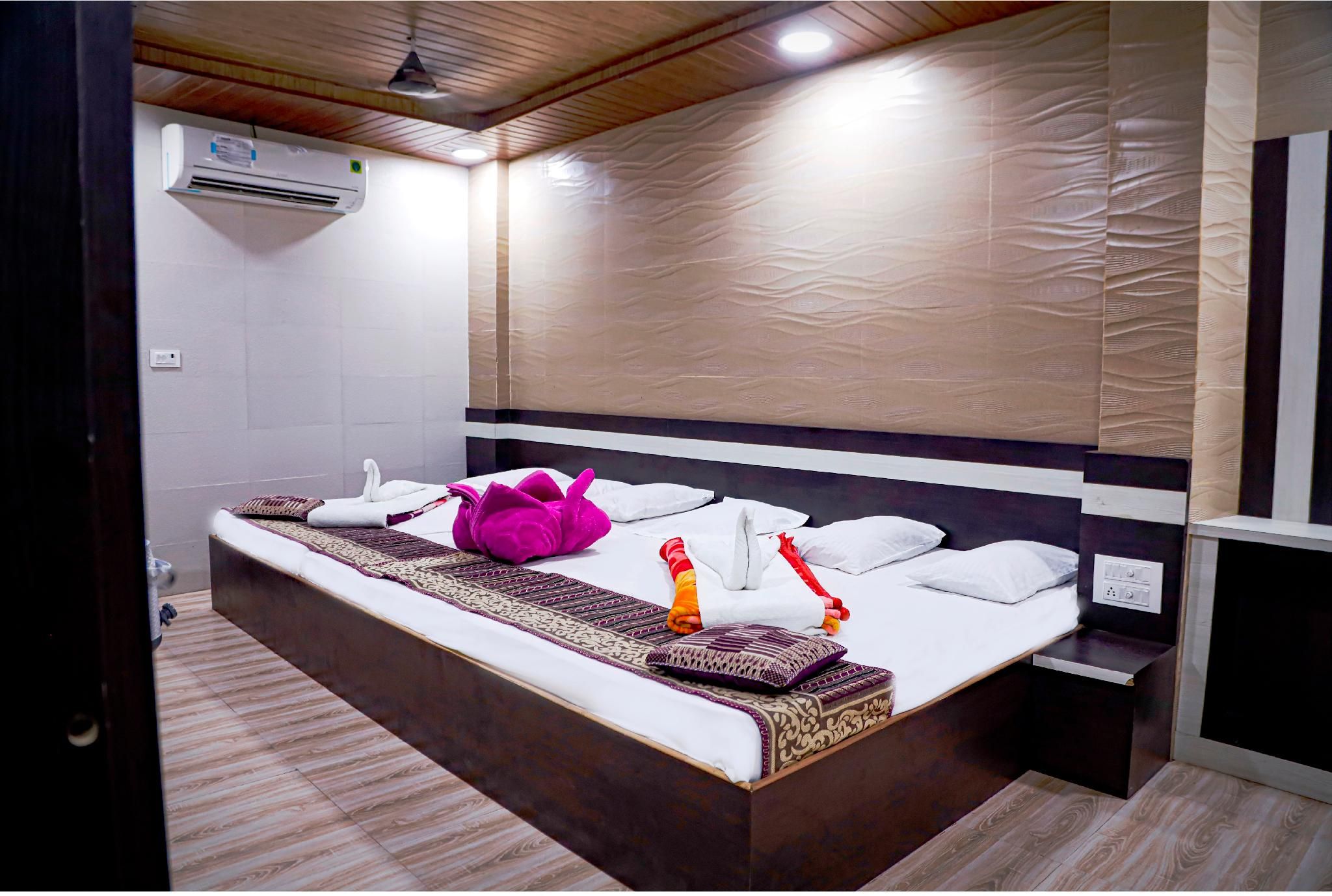 Family Room for 5 People