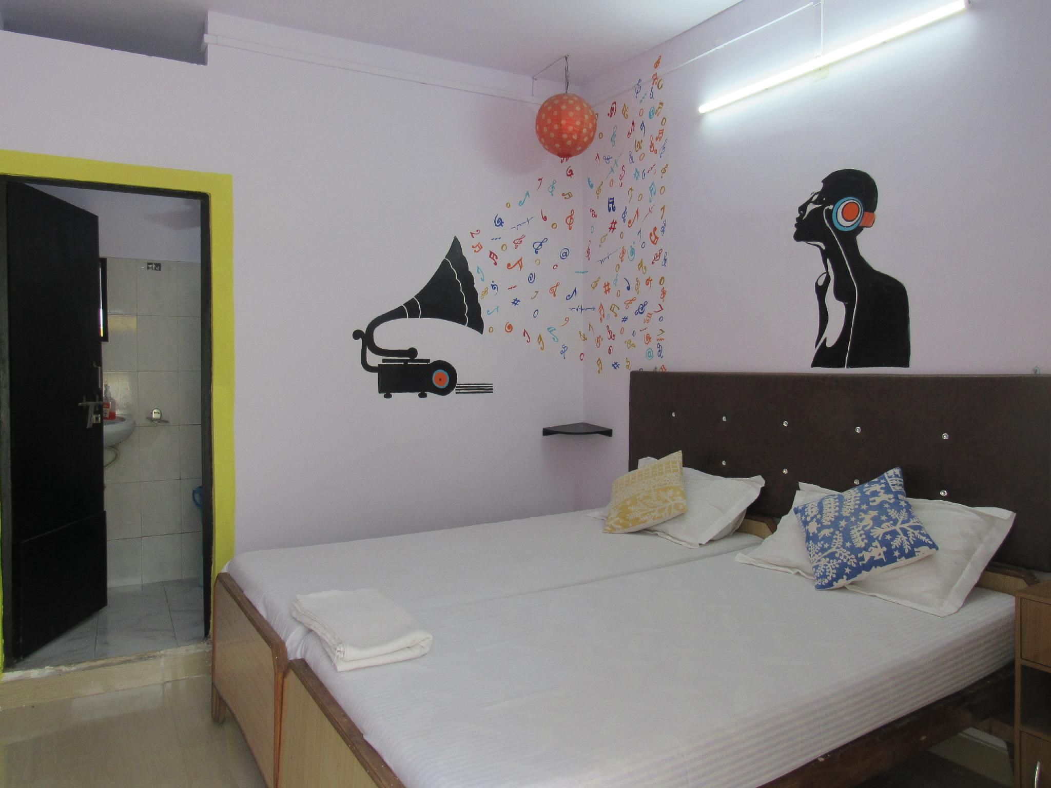 HosteLaVie Varanasi Standard Non - Air Conditioning