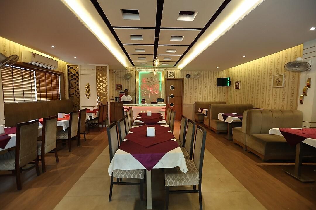 Food & Dining