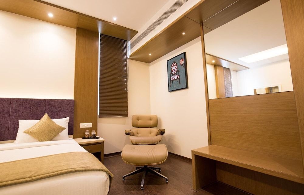 Hotel Kiscol Grands Junior Suite 9