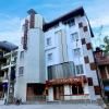 Hotel The Glory 