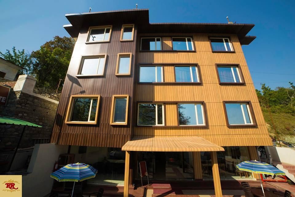 Royal Rosette Lake View Boutique Hotel