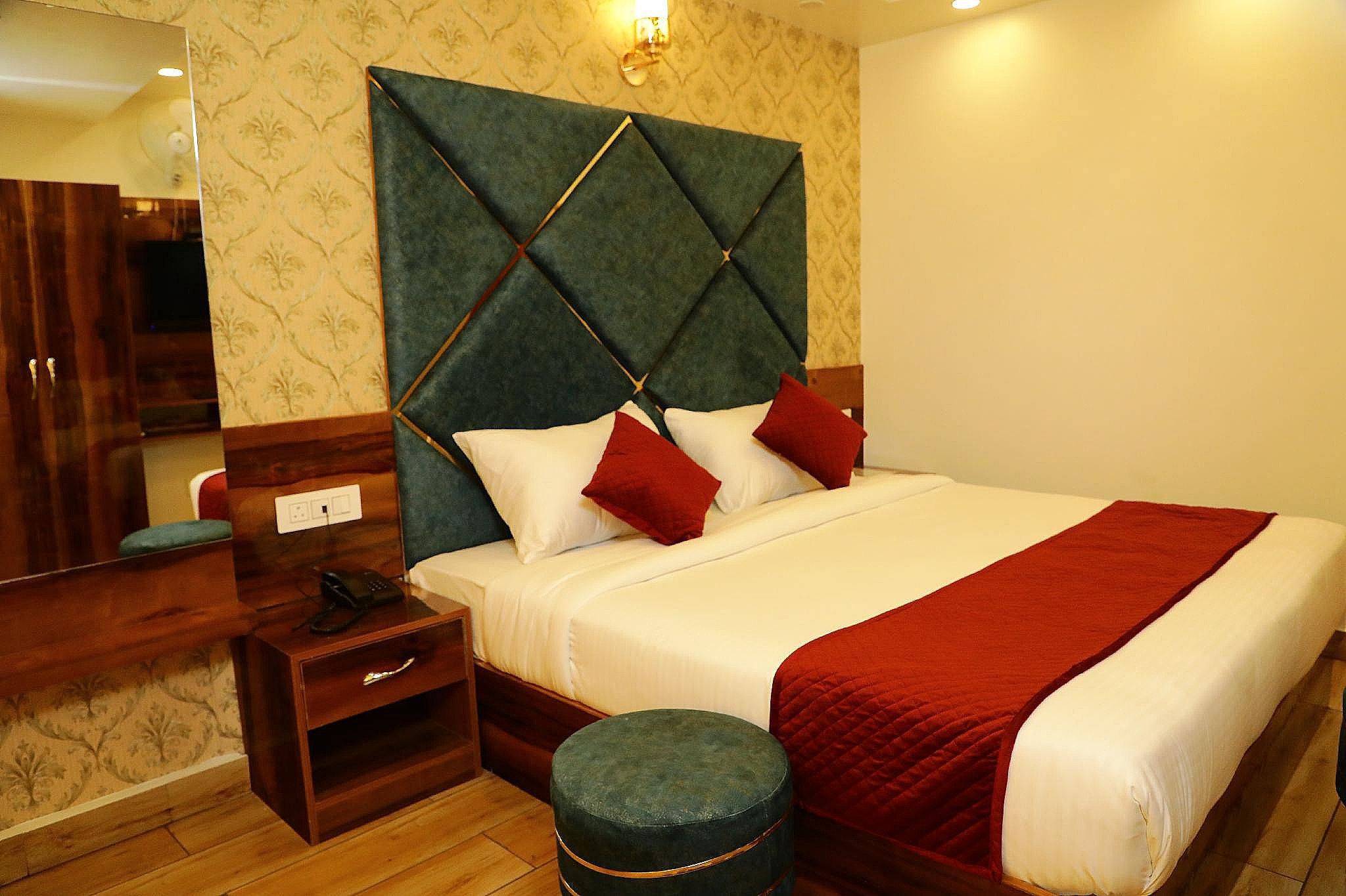 Super Deluxe Double Room