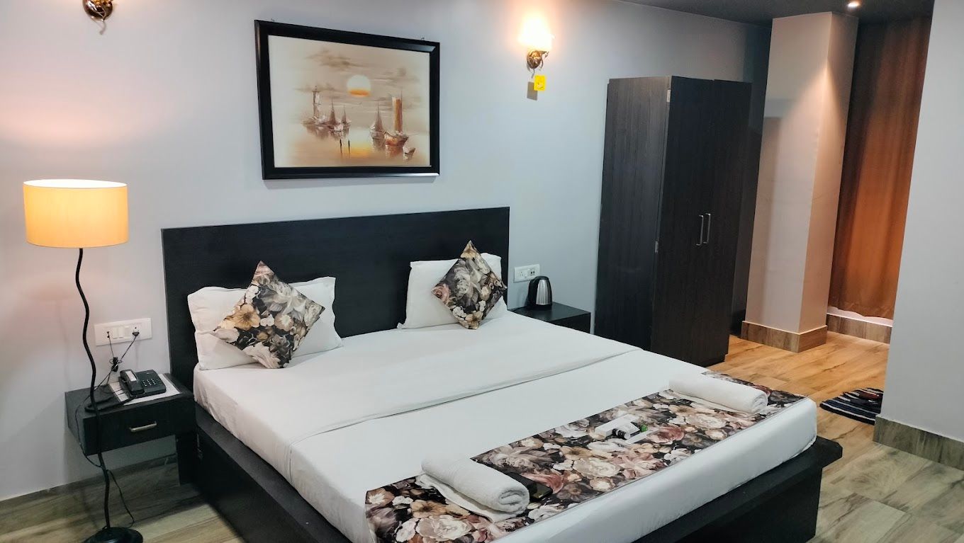 ECONOMIC DOUBLE BED
