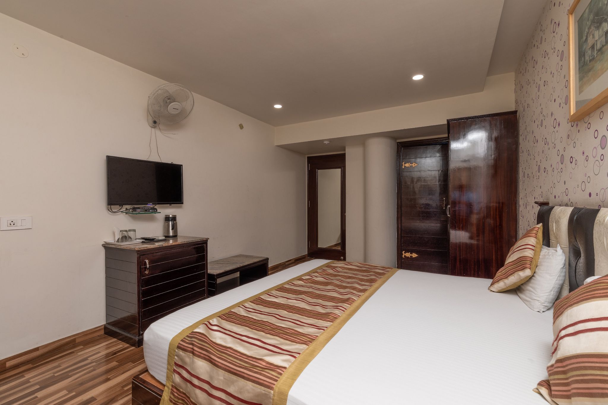 Akashdeep 22 Hotel & Motel pvt ltd  Deluxe Room 2