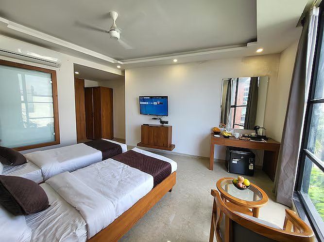 Sukoon Signature Corporate Room (Twin or King) 2