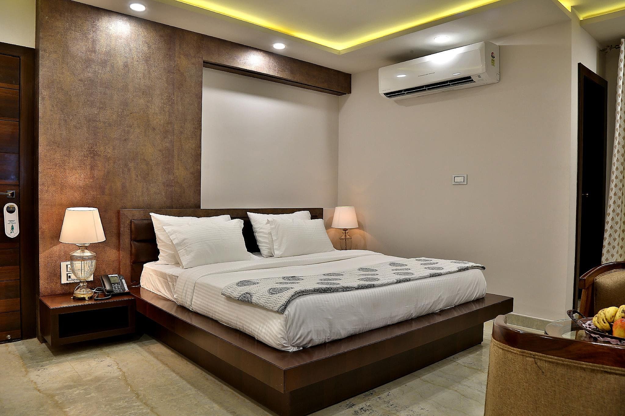 Super Deluxe Room with Balcony