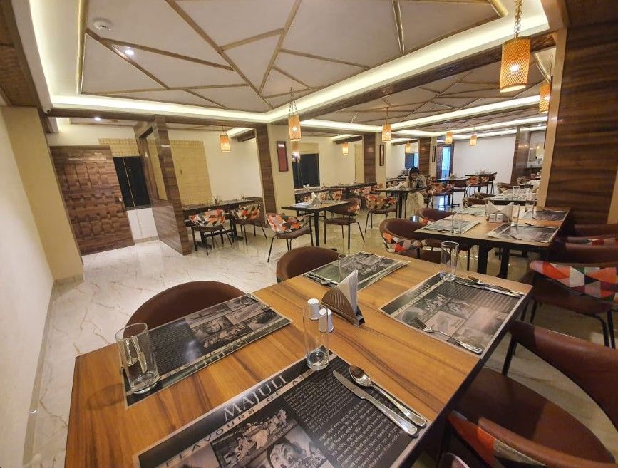 Food & Dining