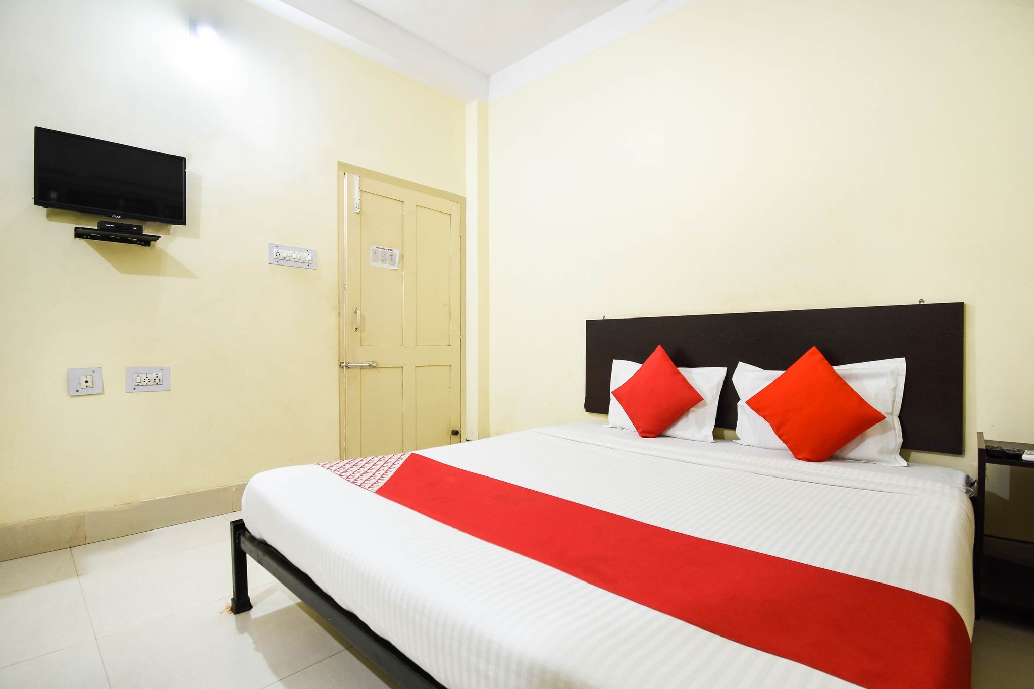 Hotel O Pradhan Palace Classic 5