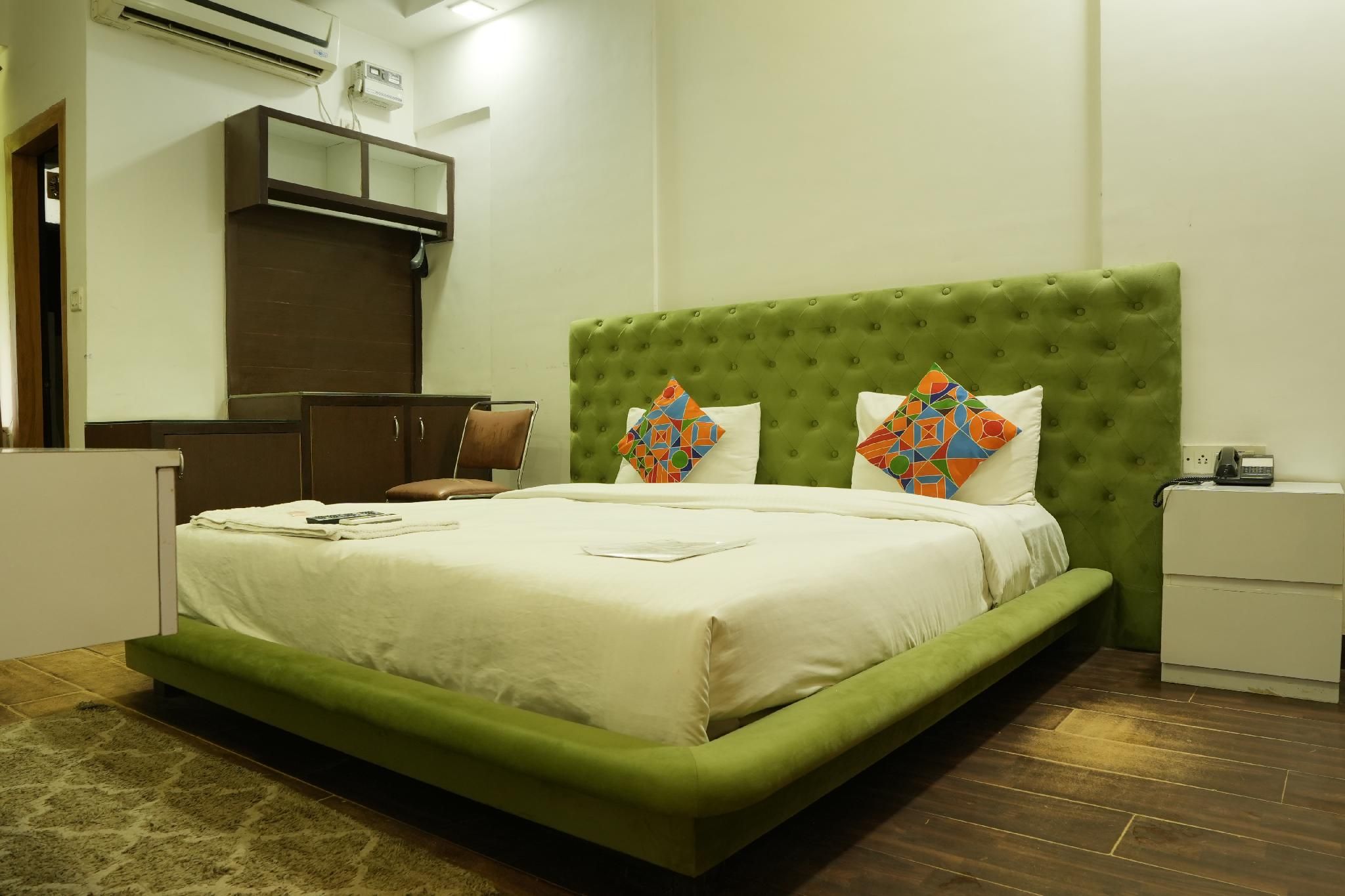 Live Inn Hotels Sector 45 Double or Twin 2