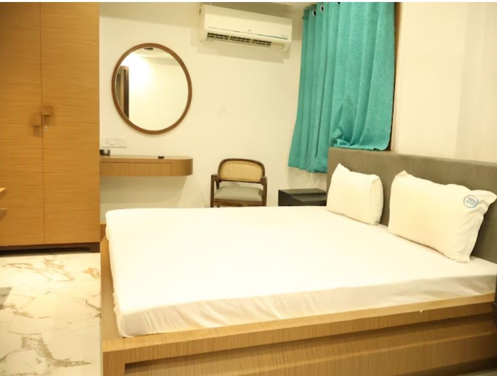 Hotel Grand Zuri (5 minutes from Airport) Executive Twin Room 3