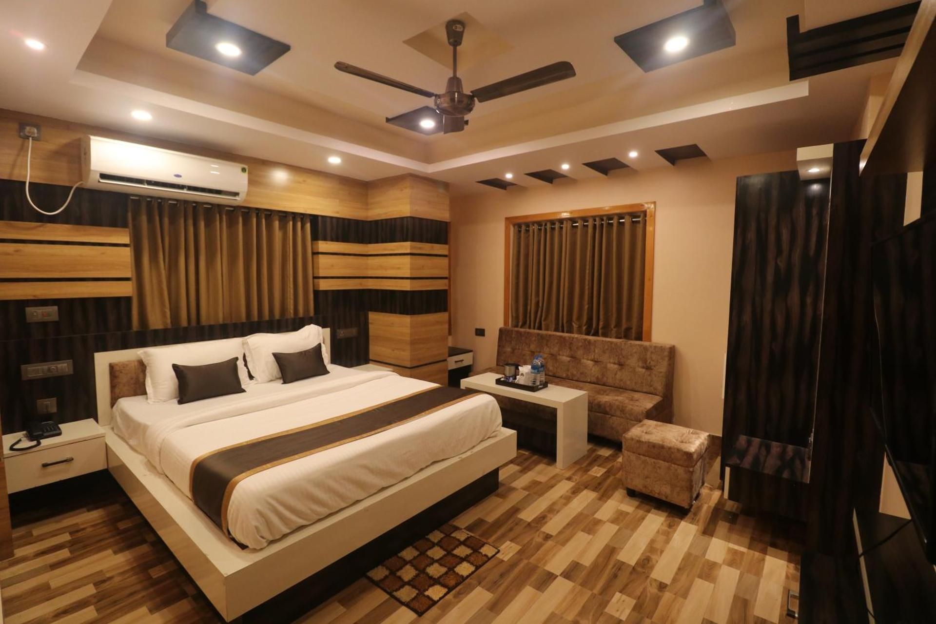 Executive Suite