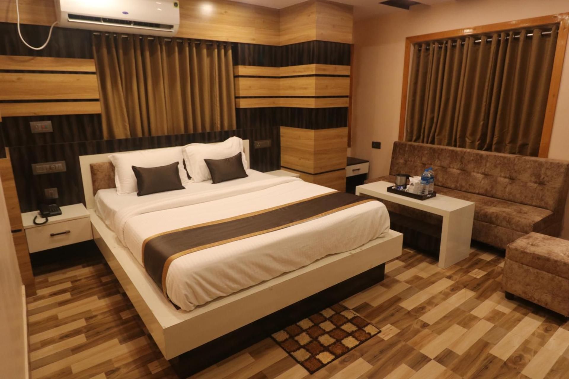 Executive Suite