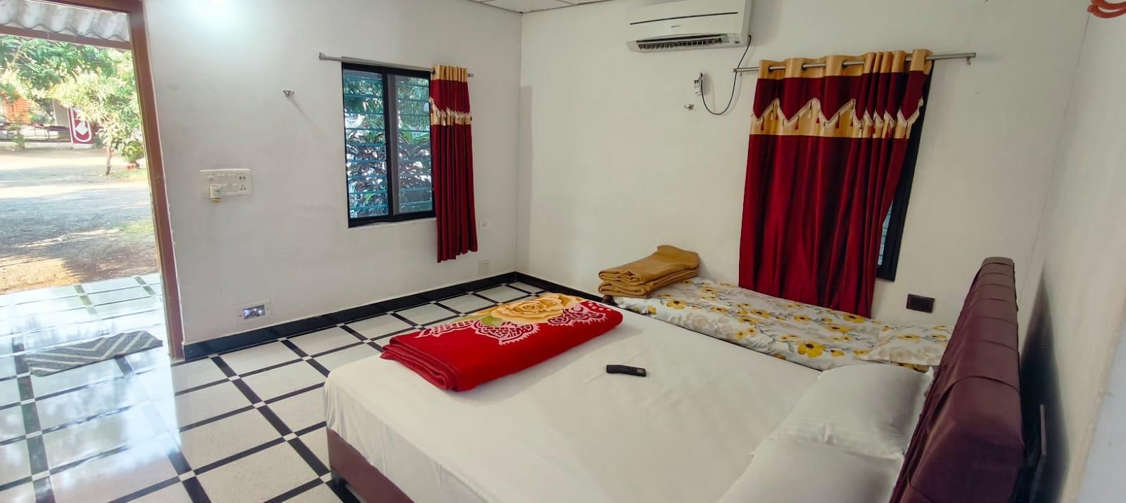Deluxe Ac Room