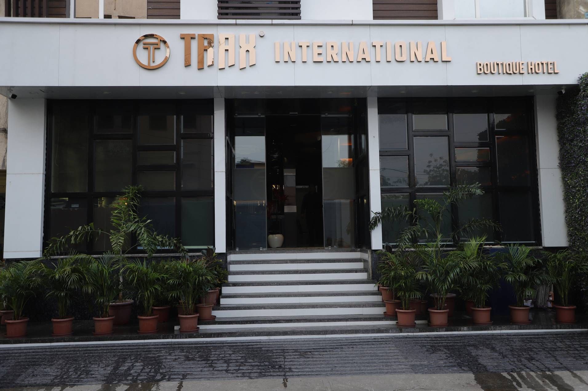 Hotel Trax International