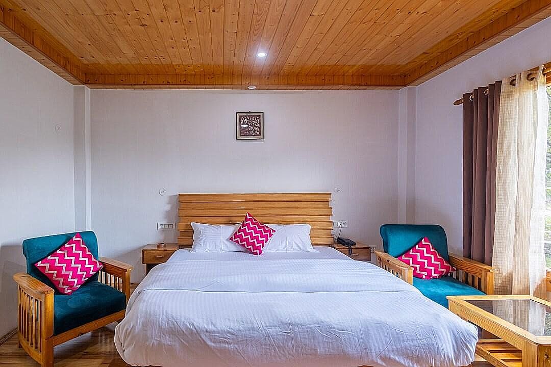 Deluxe Room with Balcony