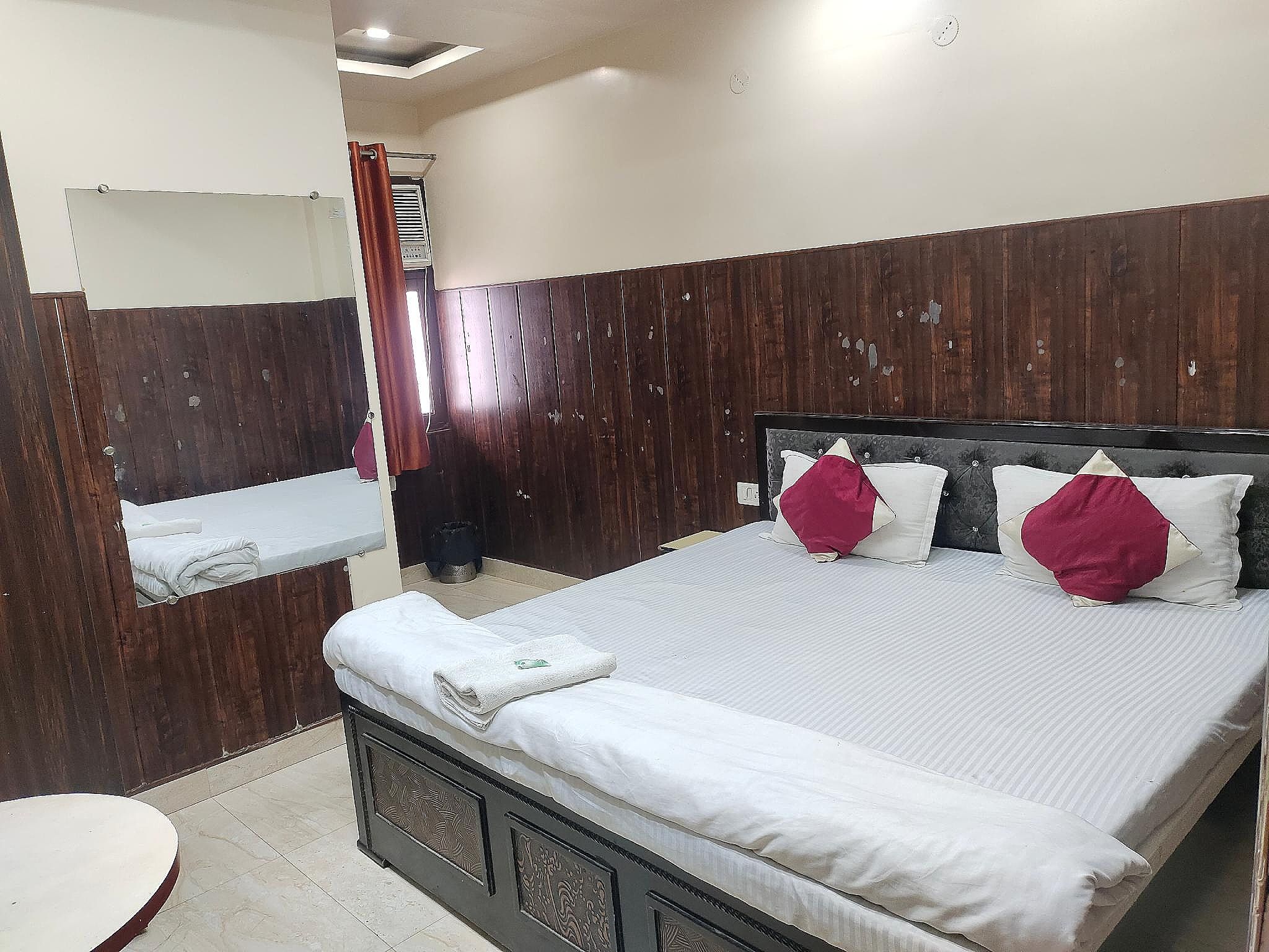 Hotel Nirmal Palace Standard 3