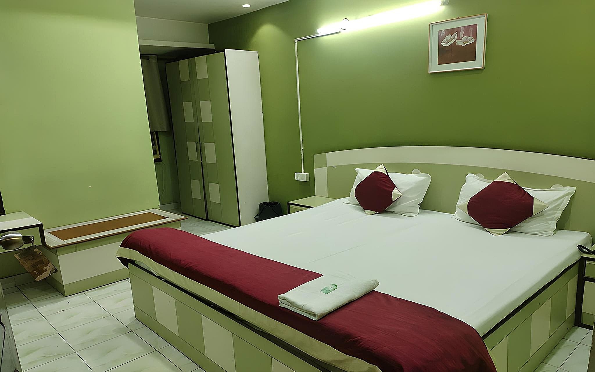 Hotel Nirmal Palace Standard