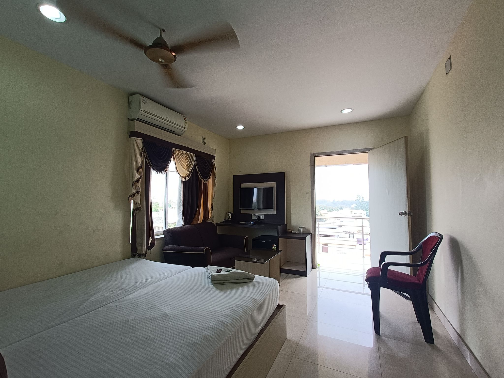 AC Super Deluxe Room