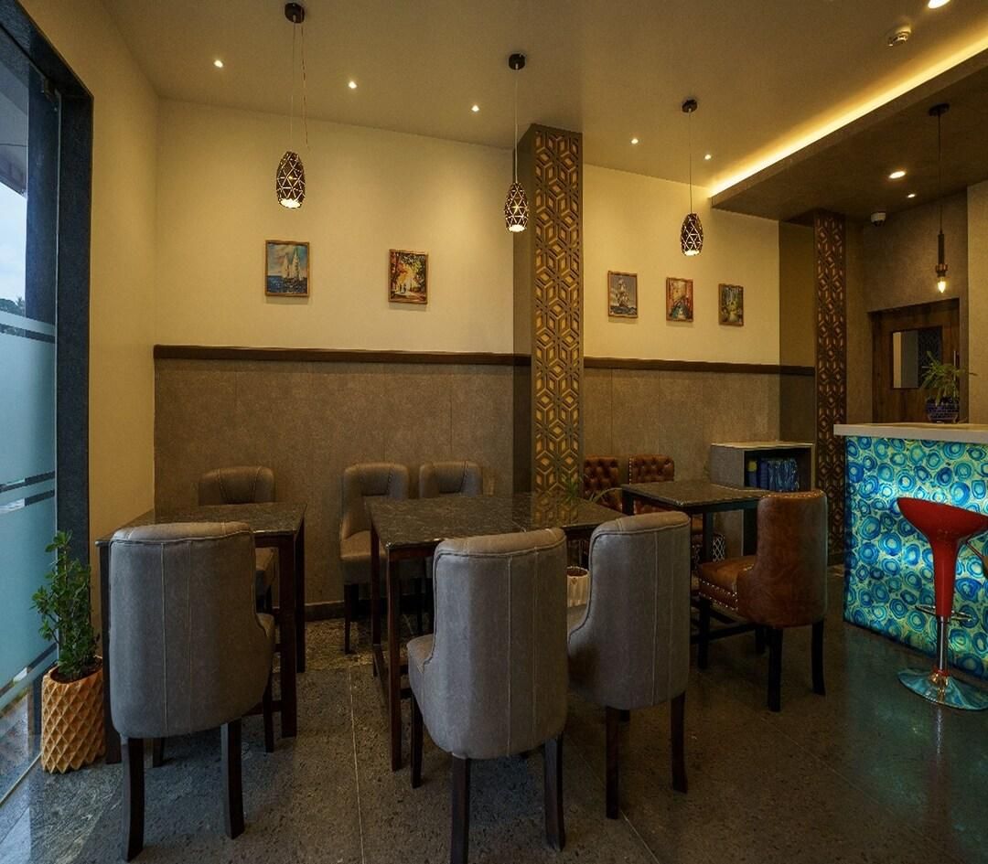 Food & Dining