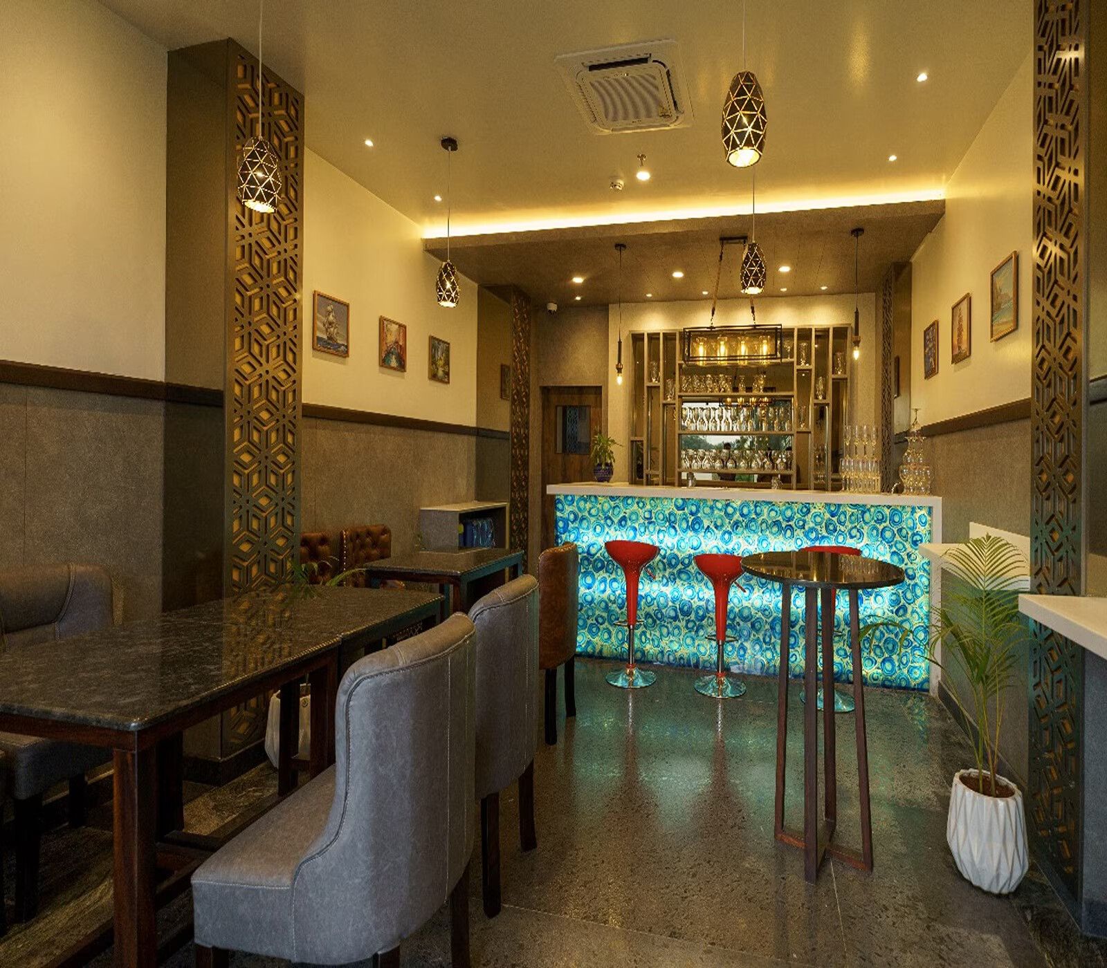 Bar
