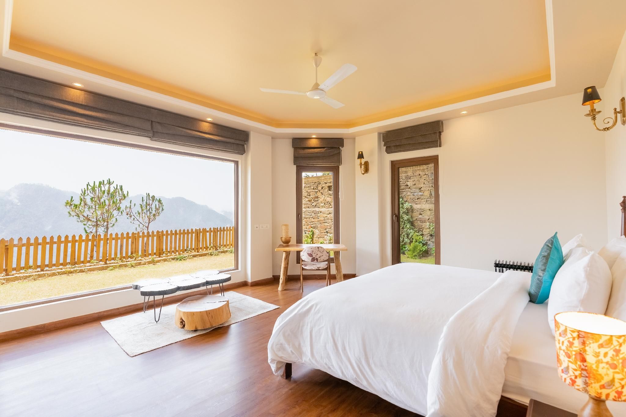 Executive Two-Bedroom Apartment, Mount View