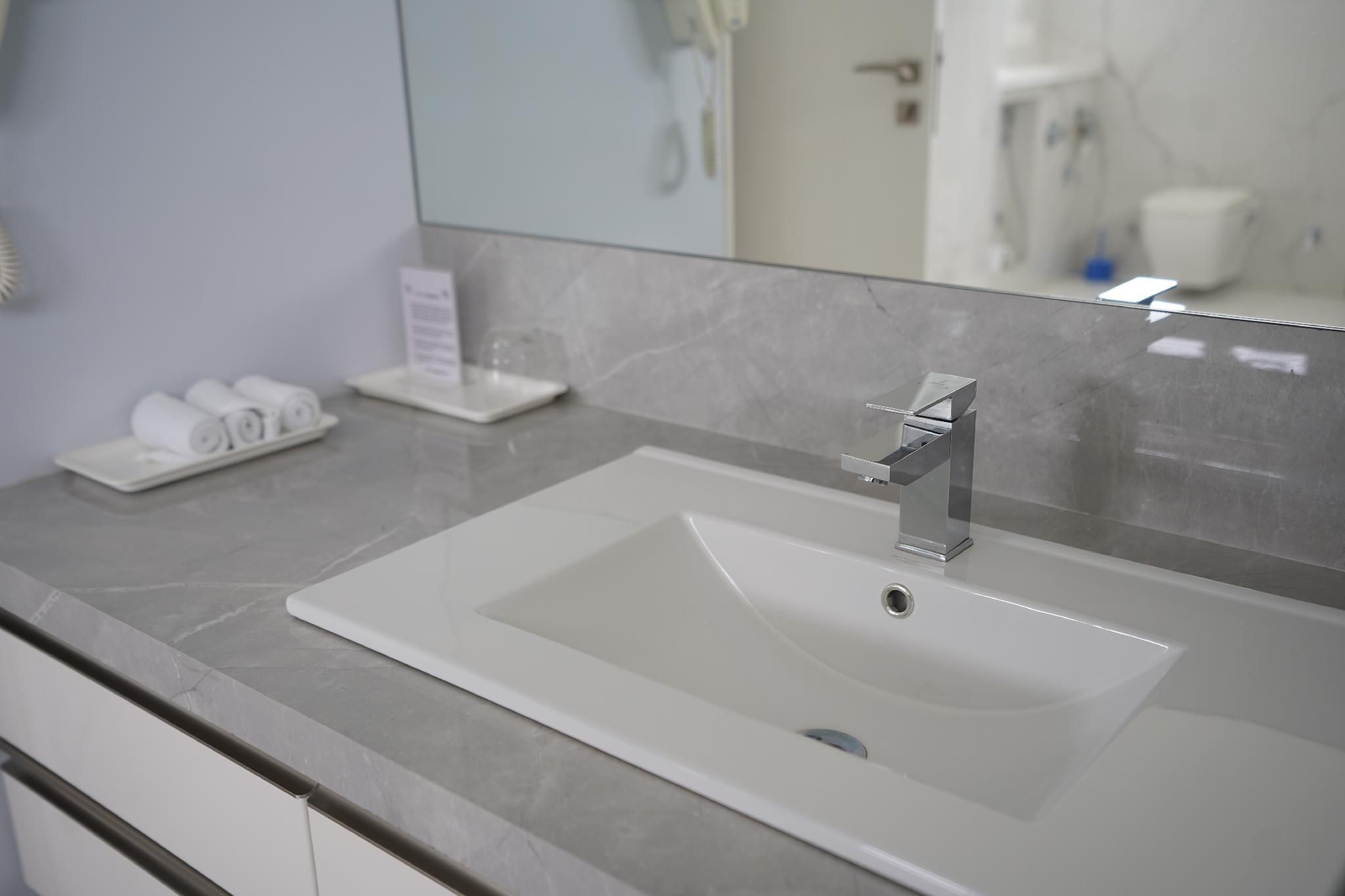 Ashok Vatika Ananta Elite Ranakpur Cottage Room with 2 Single Beds 3