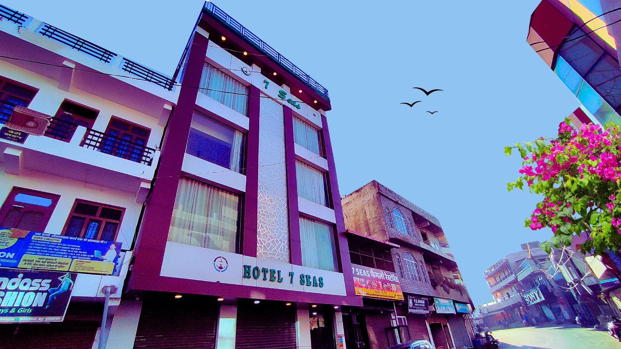 7 Seas By ShriGo Hotels
