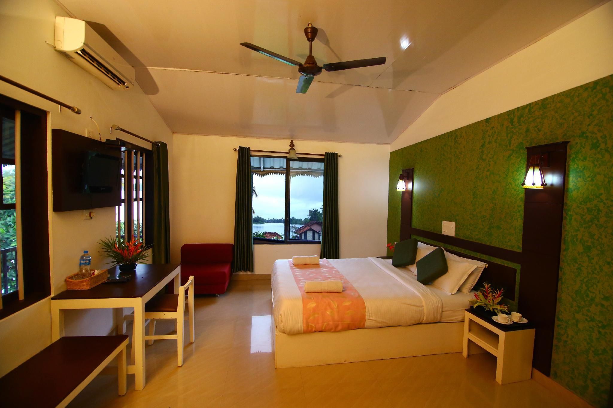 Green Palace Ayurveda Resort Deluxe Lake View Room