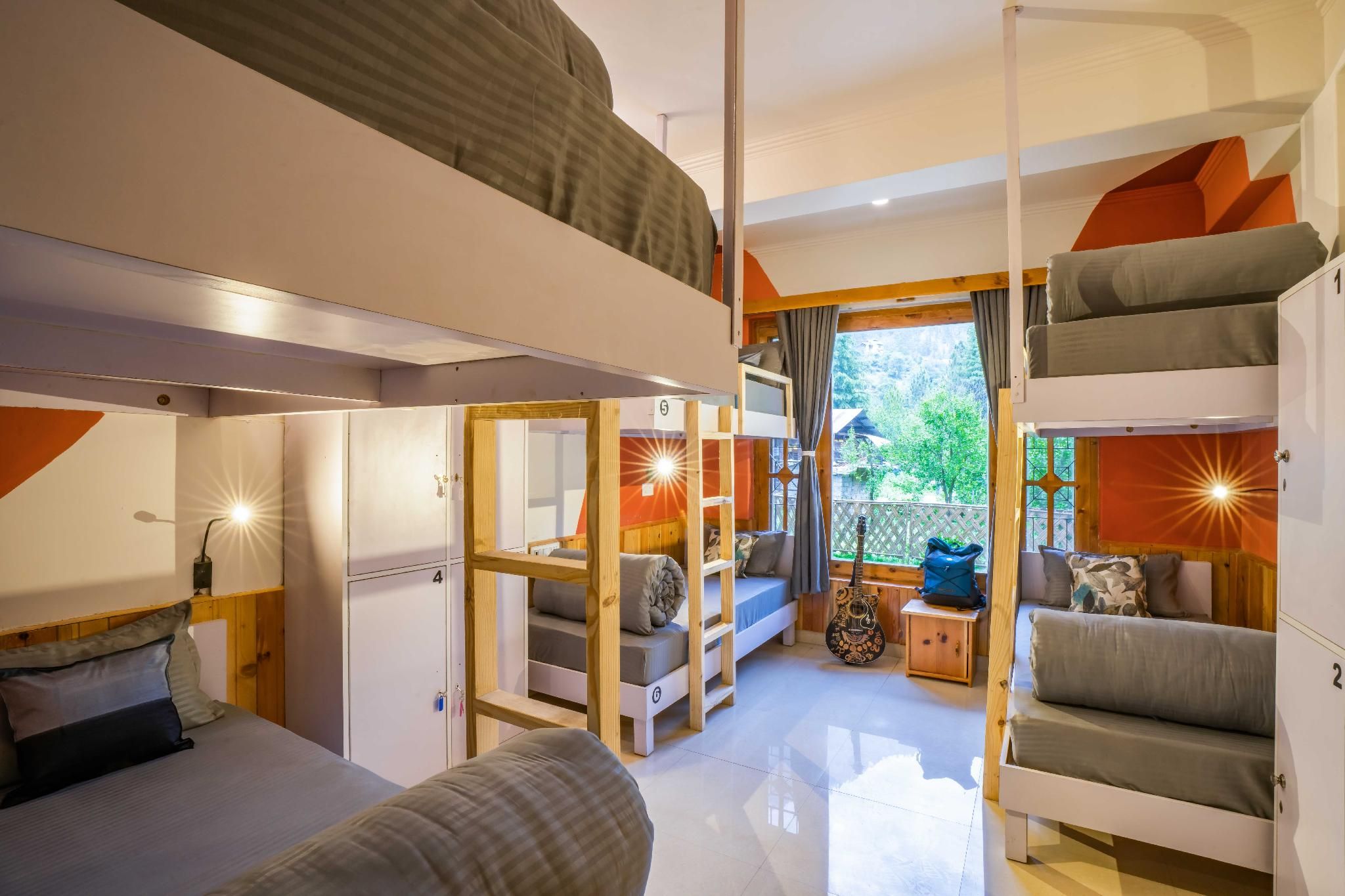1 Person in 6-Bed Dormitory - Mixed