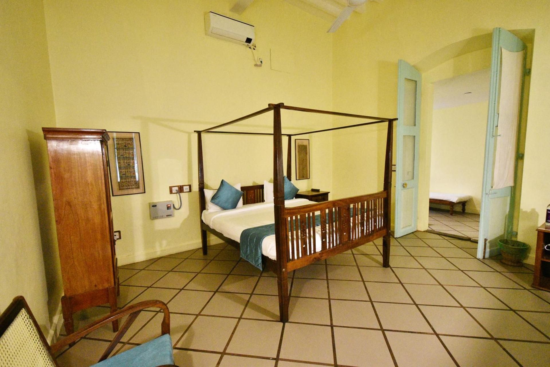 King Suite