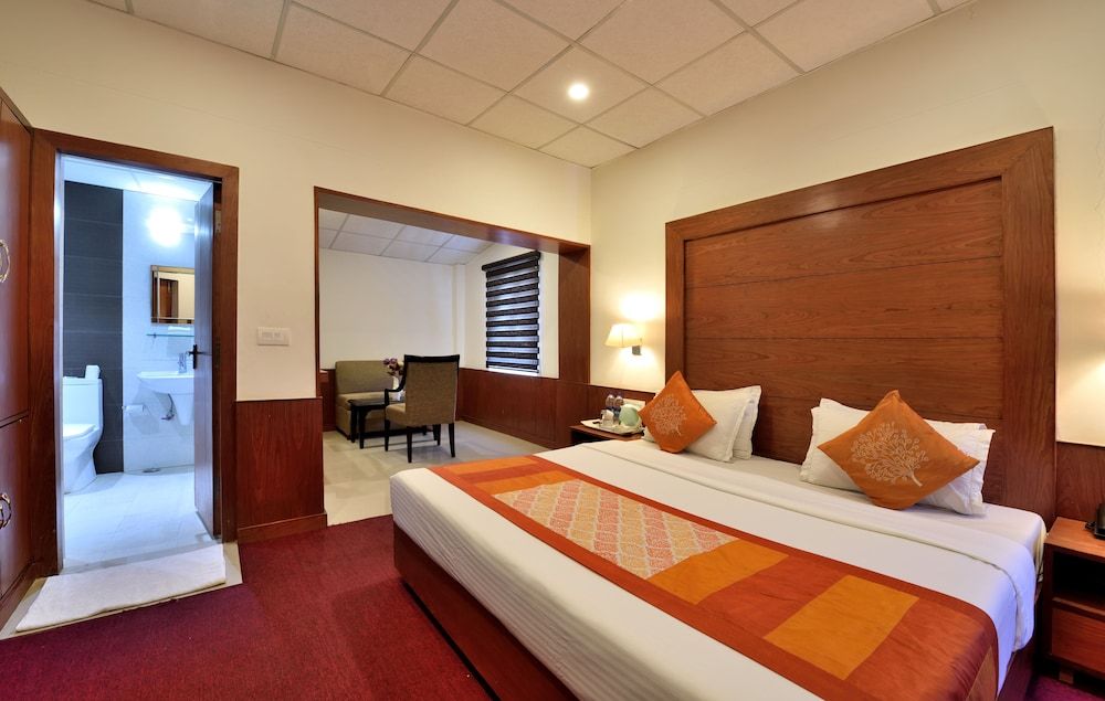 Galleu Hill Resort Deluxe Room 3