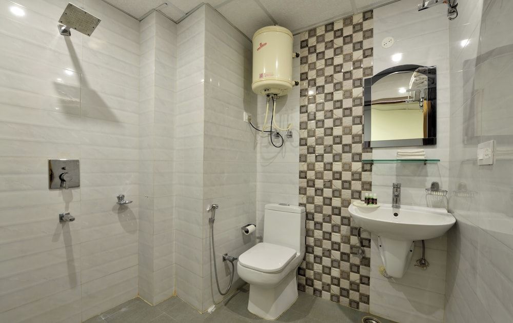 Galleu Hill Resort Deluxe Room 15