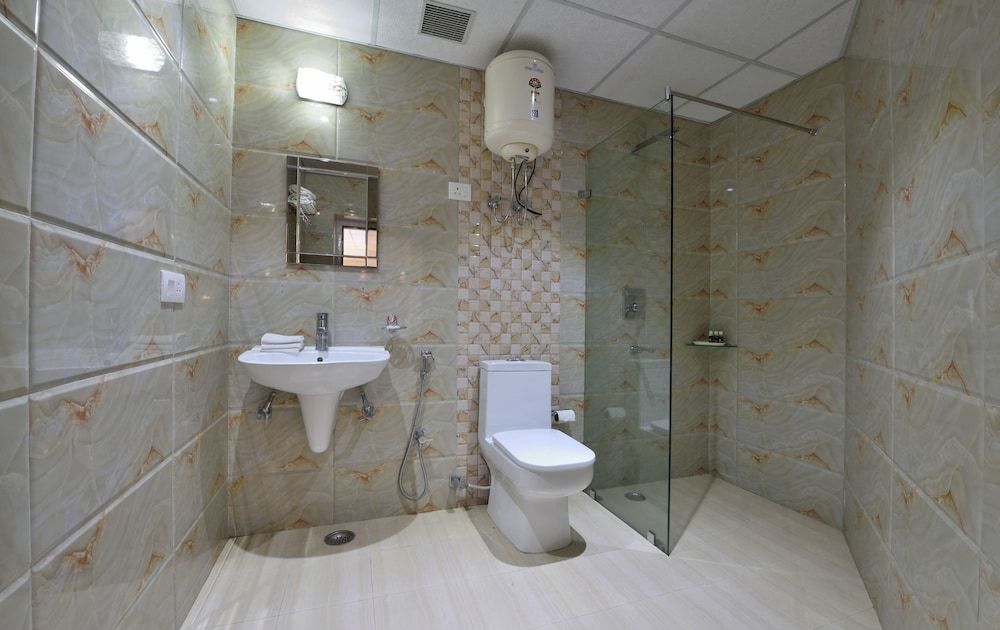 Galleu Hill Resort Deluxe Room 18