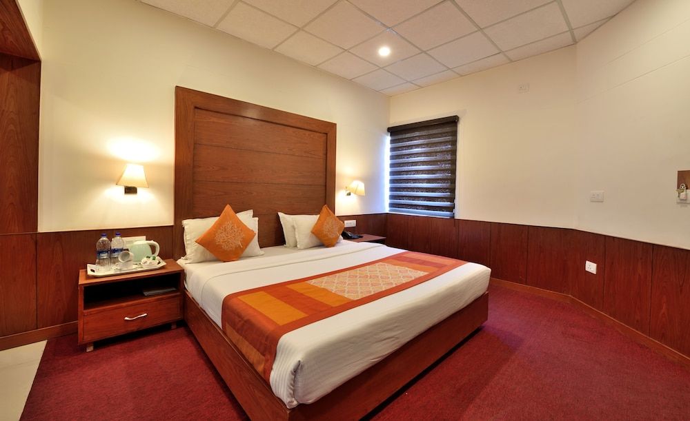 Galleu Hill Resort Deluxe Room 4