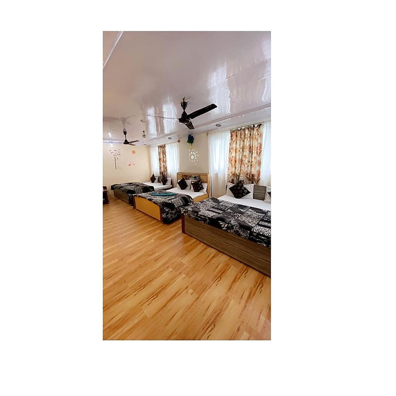 Food & Dining