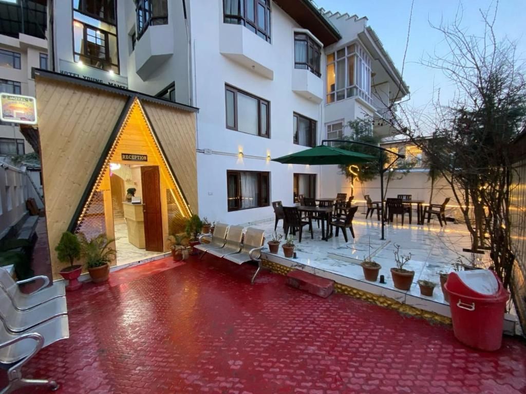 Hotel Exterior