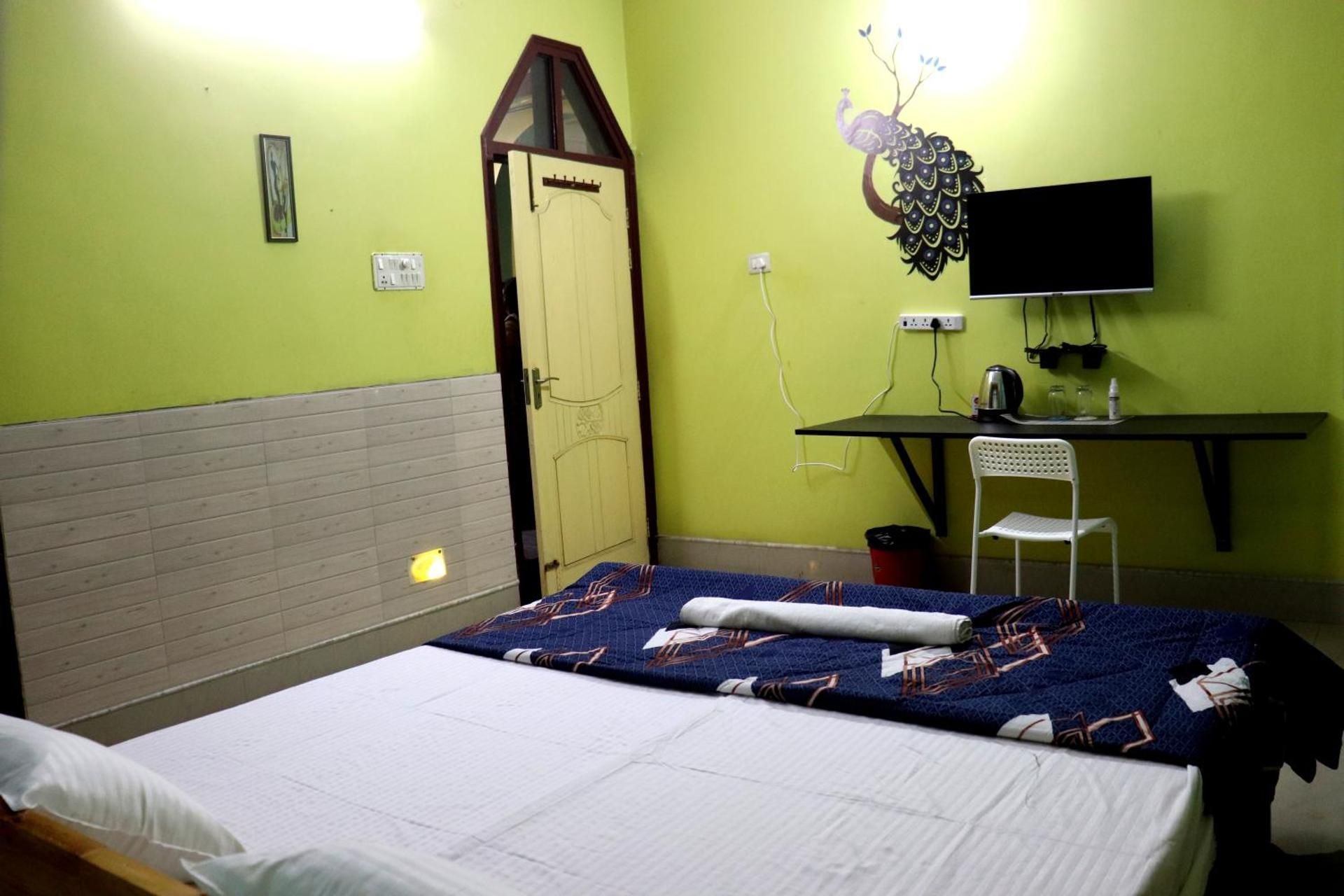 Basic Double Room