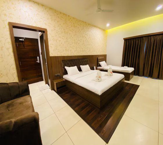 Family Deluxe Balcony Room