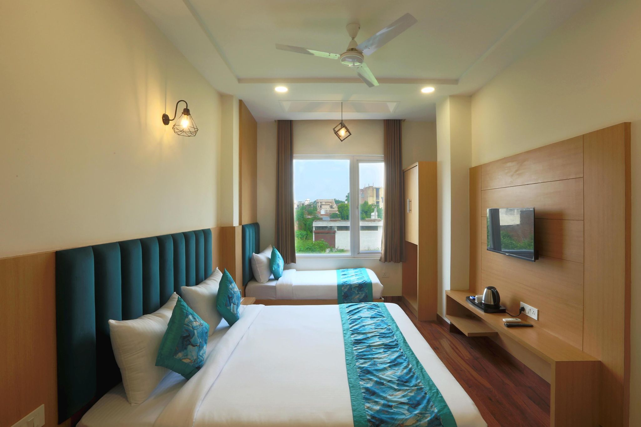 Family Room (City View)
