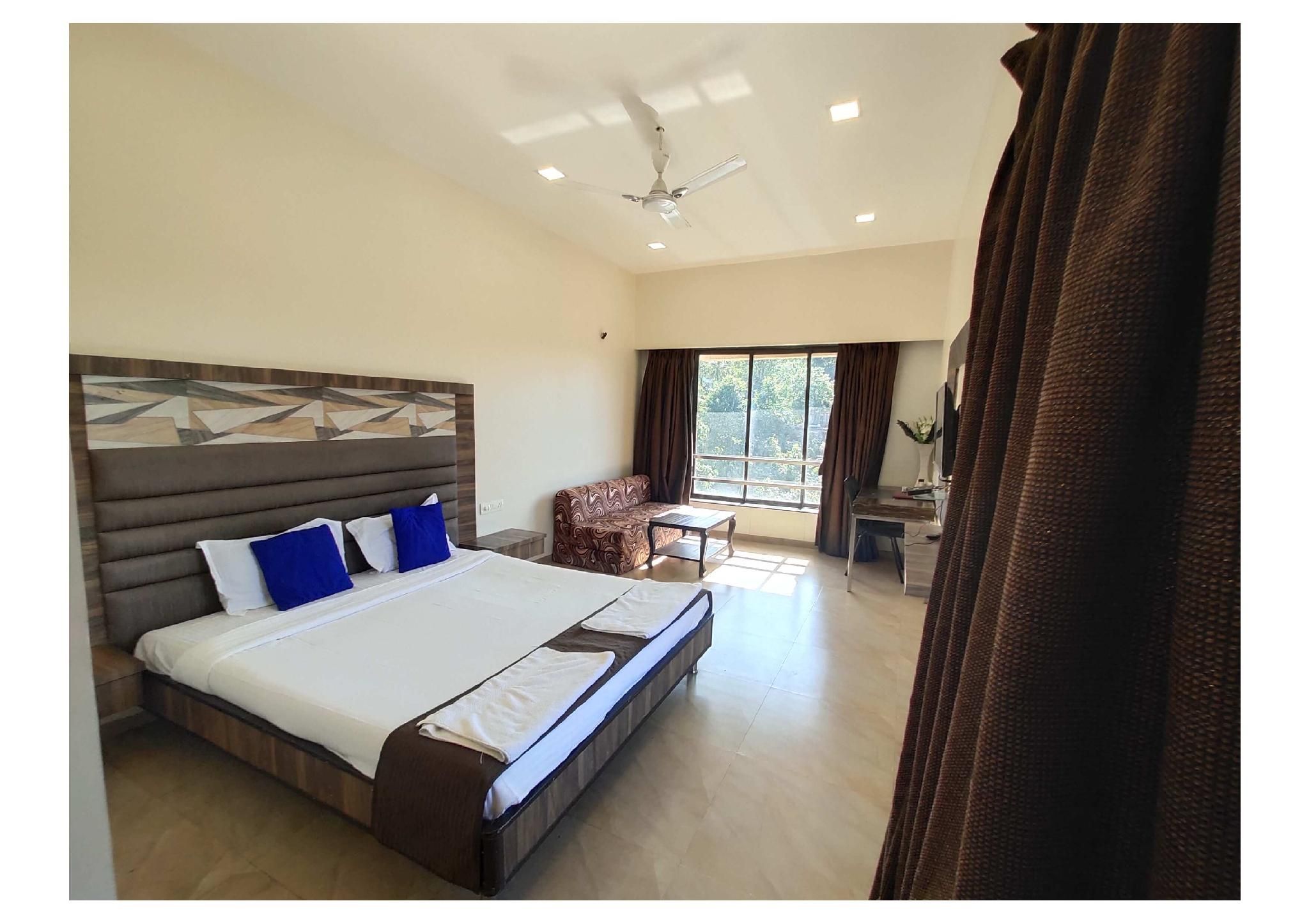 AC Deluxe Room