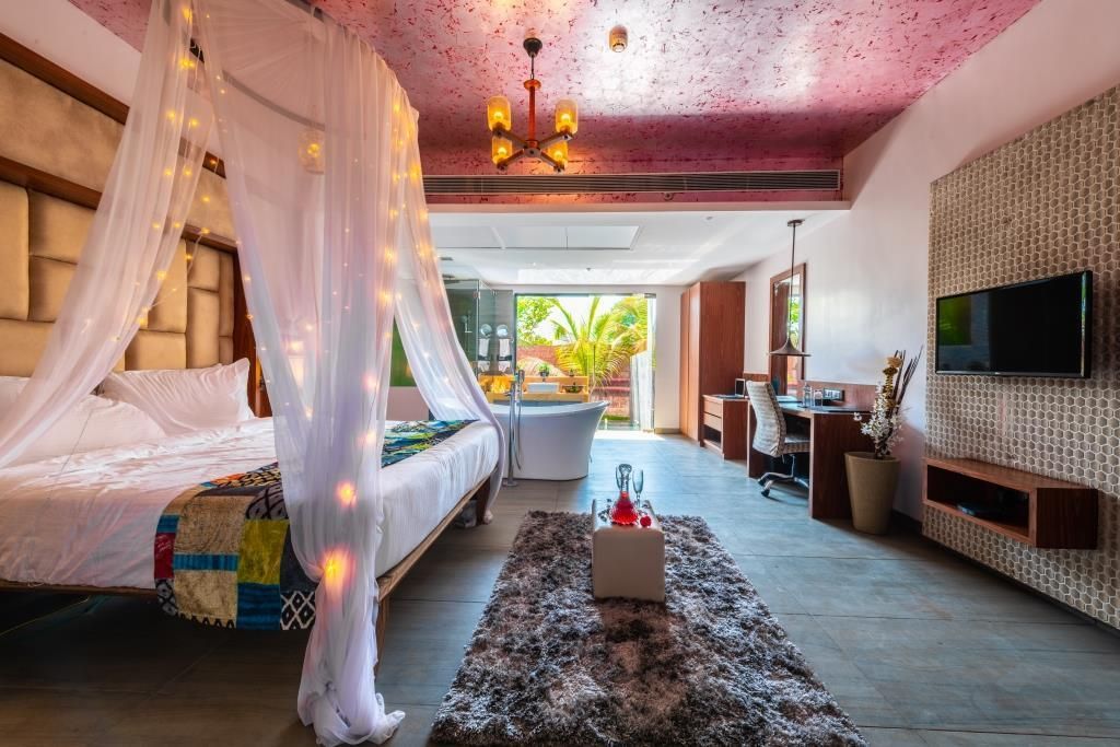 Honeymoon Suite with Private Pool