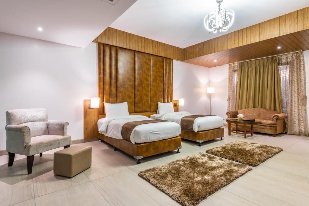 Premium Family Room