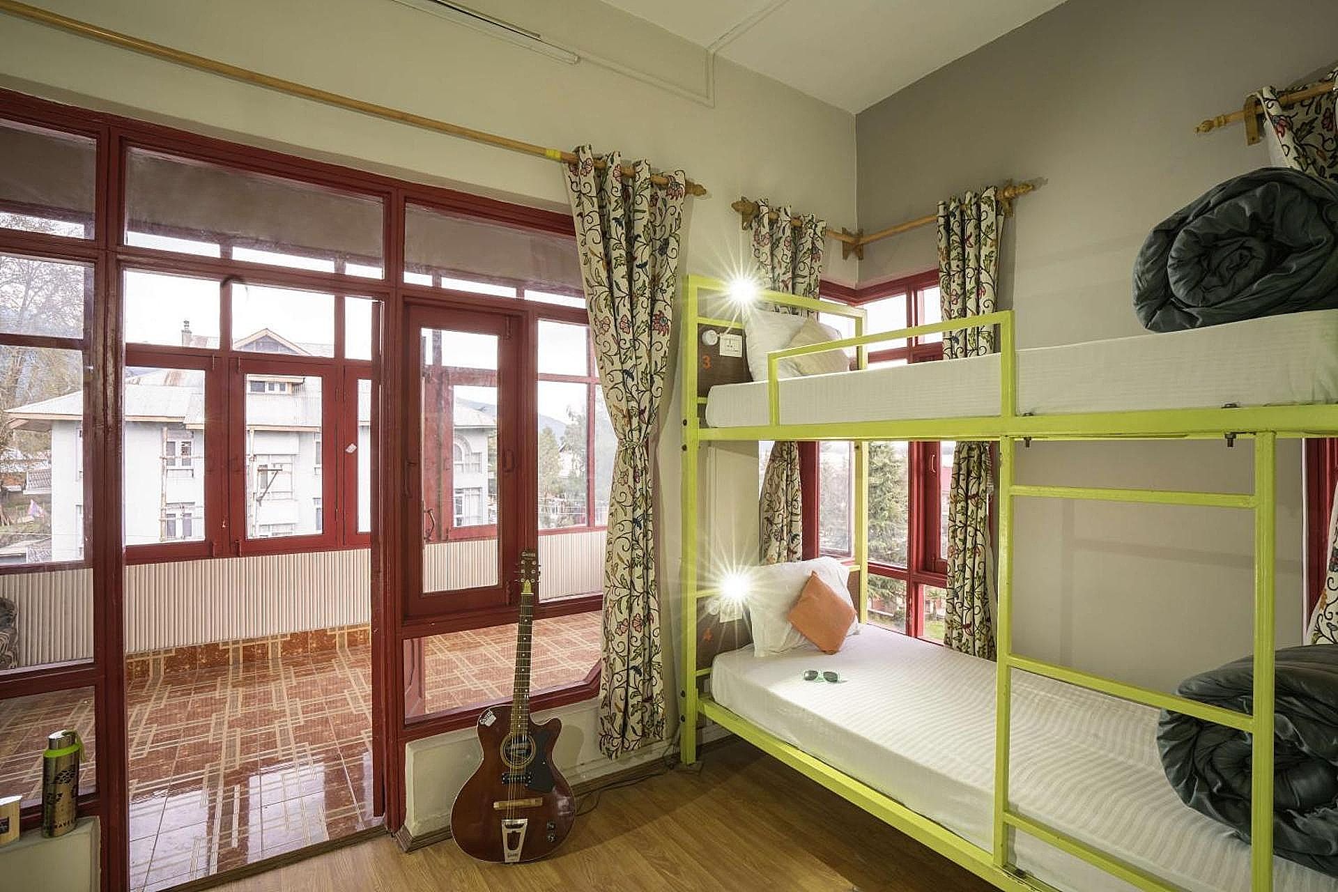 1 Person in 8-Bed Deluxe Dormitory - Mixed